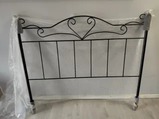 Cabecero de cama de forja negro