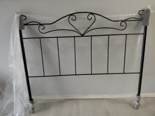 Cabecero de cama de forja negro