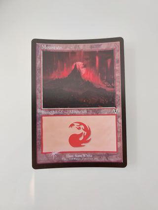 Mountain 295 Foil - Innistrad Remastered - MTG NM