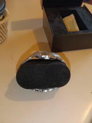 Reloj Festina Vintage Caja Negra y Plata