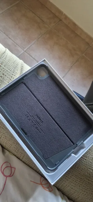 Funda con teclado para ipad