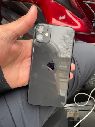 iPhone 11 Apple
