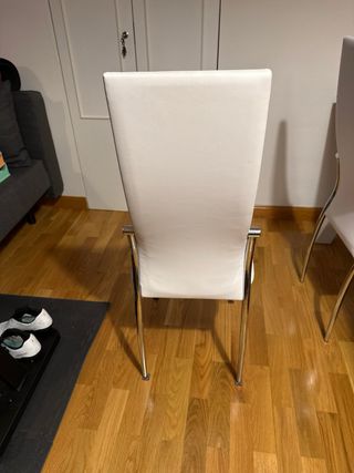 Mesa Comedor Madera + 4 Sillas Blancas