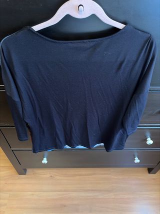 Blusa Trucco floral raso talla L Marca M pero es L