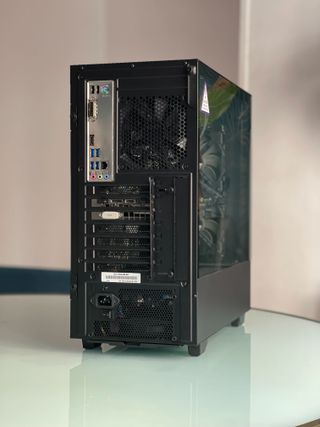 PC Gaming NZXT i7-9700K GTX 1080 32GB SSD