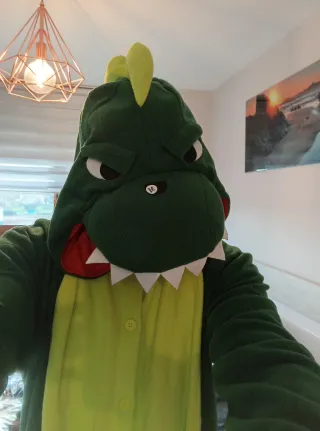 Nuevo, a estrenar . Disfraz adulto dinosaurio