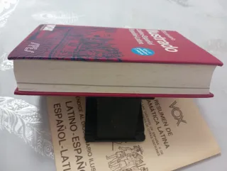 Diccionario ilustrado Latino-Espanol Espanol-La...