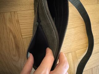 Bolso Parfois ante verde con bordado floral