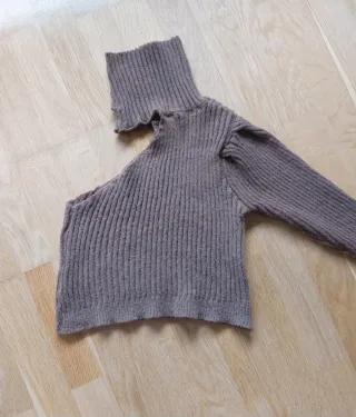 Jersey Shein marrón punto.