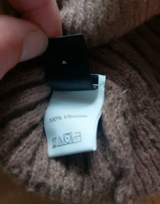 Jersey Shein marrón punto.