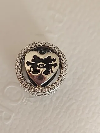 Charm Pandora Corazón Mickey y Minnie