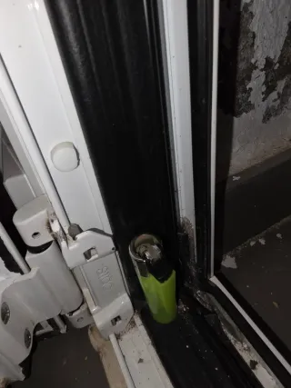 Ventanales PVC con persianas