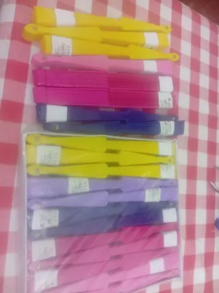 Lote de abanicos de colores