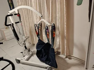 Grúa eléctrica hidráulica para movilidad