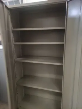 Armario metálico 2 puertas