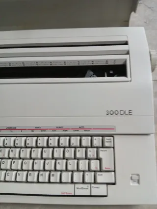 Máquina de escribir Smith Corona 300DLE colección