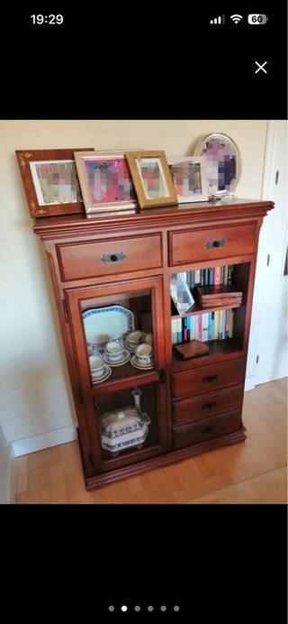 Aparador color Nogal de madera pino