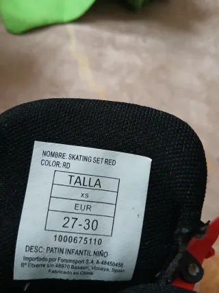 Set Patines y Protecciones Patinete Rojo