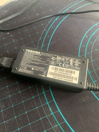 Portátil Toshiba i3-2367M