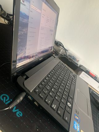 Portátil Toshiba i3-2367M