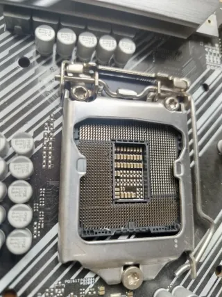 Placas Base ASUS Z490-P y B460M para Reparar