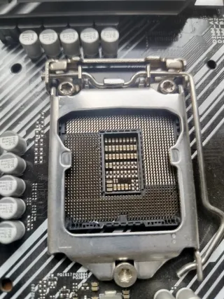 Placas Base ASUS Z490-P y B460M para Reparar