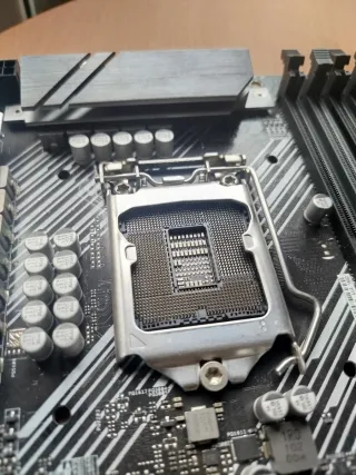 Placas Base ASUS Z490-P y B460M para Reparar