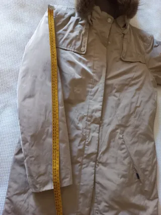 Gabardina/Plumas Aquascutum Beige