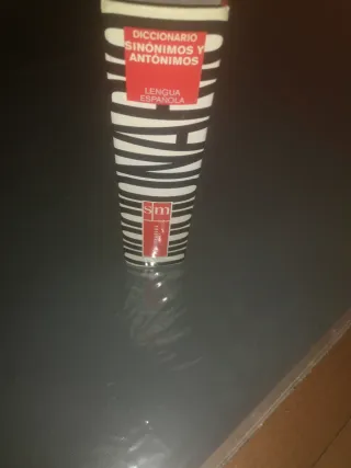 Diccionario de sinónimos y antónimos del españo...