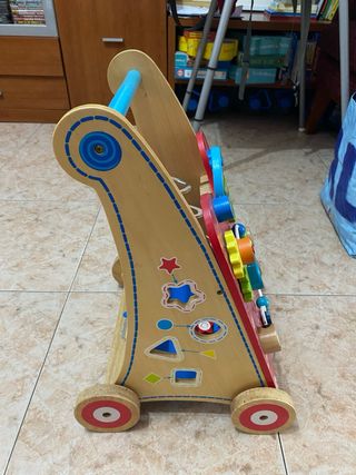 Correpasillos de madera ItsImagical