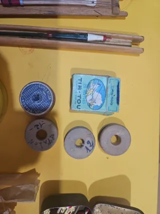 Artículos de pesca vintage años 40-50