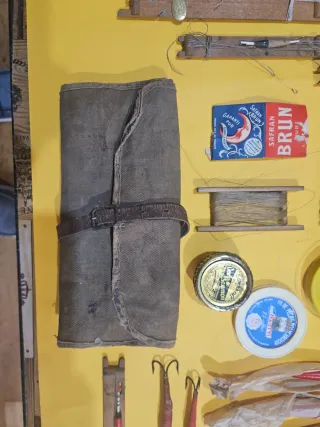 Artículos de pesca vintage años 40-50