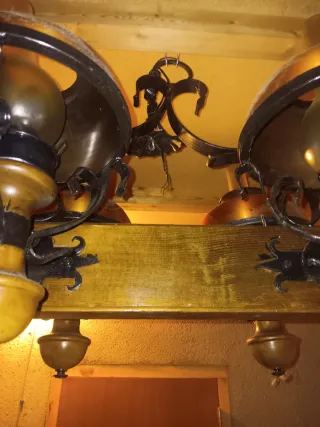 Lámpara antigua madera, metal y cristal