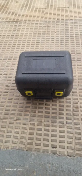 Sierra Circular NGS 1500W con maletín