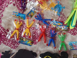 Lote de juguetes varios