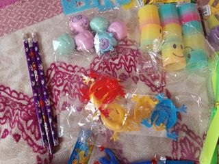 Lote de juguetes varios