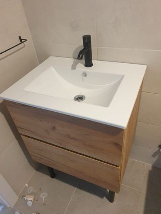 Arreglo de lavamanos