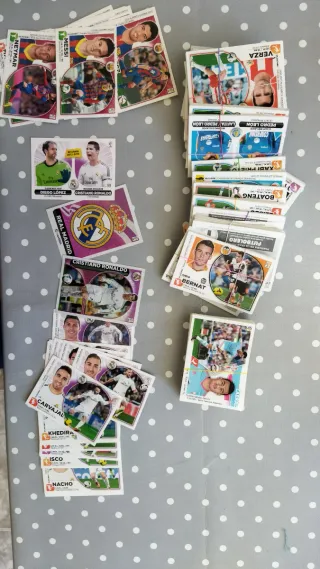 Cromos de fútbol varios jugadores