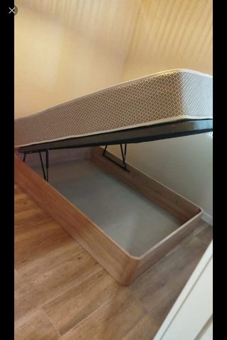 Canapé de madera individual