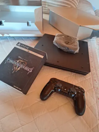 PS4 Pro Edición Limitada Kingdom Hearts III