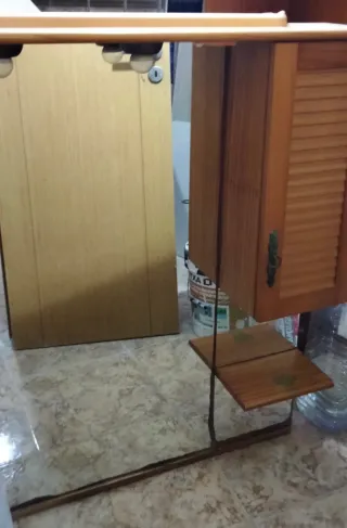 Mueble de baño madera y mármol