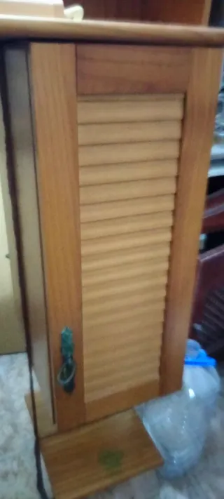 Mueble de baño madera y mármol