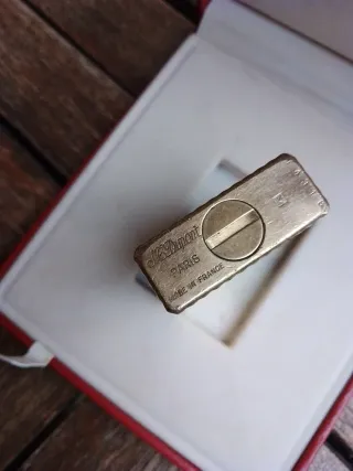 Accendino S.T. Dupont Oro Righe Verticali