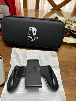 Nintendo Switch OLED Bianca Edizione Giapponese