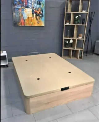 Canapés + colchones + cabezales + Mesitas