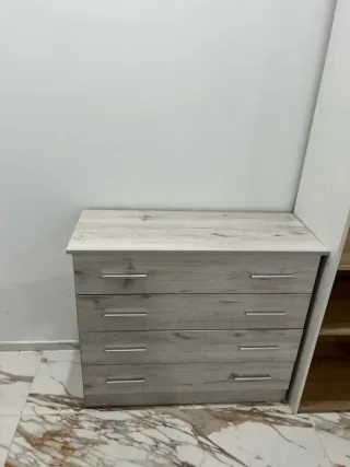 Canapés + colchones + cabezales + Mesitas