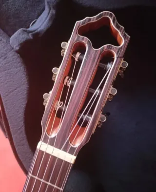 A ESTRENAR: Guitarra CLÁSICA Luthier