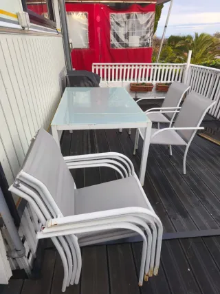 Mesa cristal + 6 sillas terraza