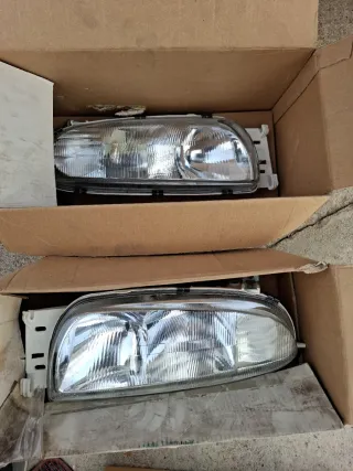 Pareja Faros Ford Fiesta Mk4 Courier