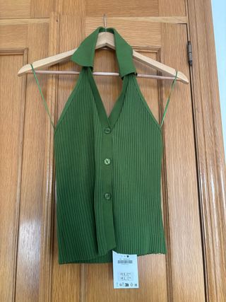 Top Zara verde cuello halter botones